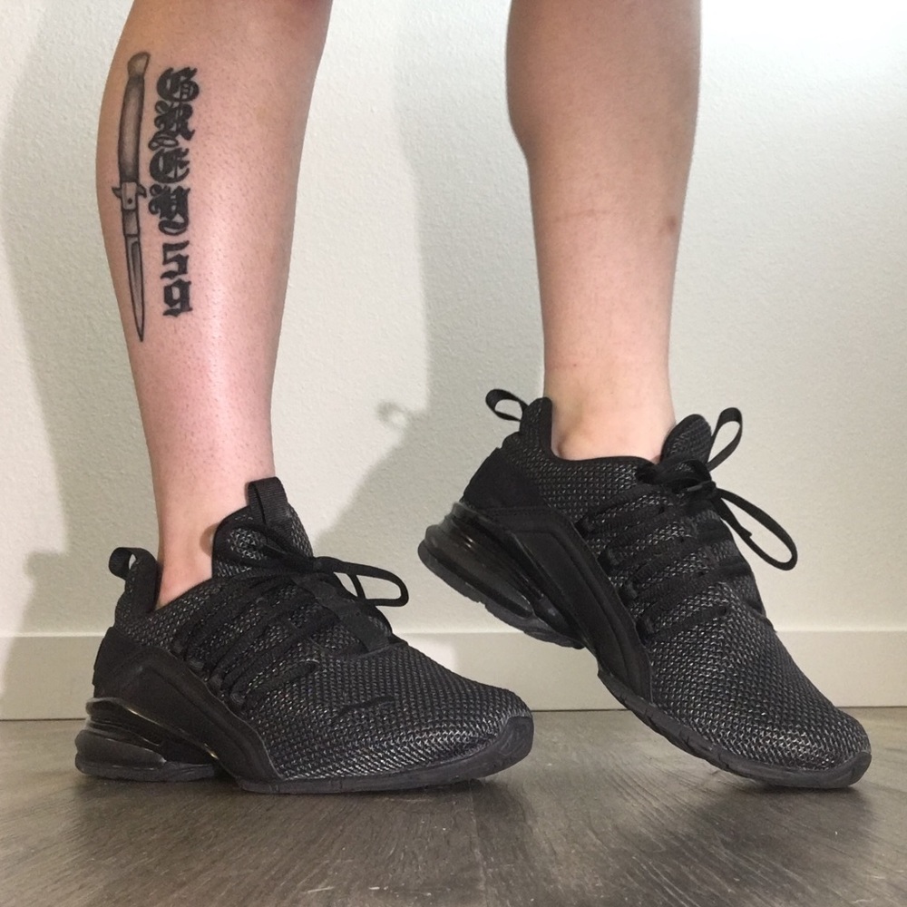 Puma Sneakers